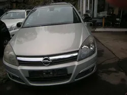 Pannacotta m2 Gebraucht 2005 Opel Astra Elegance Kombi | 2.600 € (Fairer Preis)