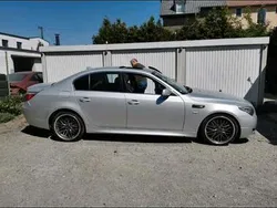 Silber Gebraucht 2007 BMW 525 M Sport Limousine | 9.500 € (Etwas zu teuer)