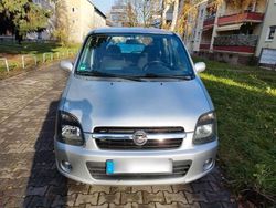 Grau Gebraucht 2004 Opel Agila Kleinwagen | 600 € (Guter Preis)
