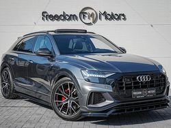 Grau Gebraucht 2021 Audi Q8 Sport SUV | 66.998 €