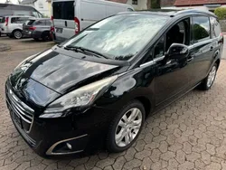 Schwarz Gebraucht 2014 Peugeot 5008 Allure Van / Kleinbus | 6.350 € (Fairer Preis)