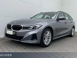 Skyscraper grau metallic Gebraucht 2024 BMW 318 Kombi | 36.349 € (Teuer)