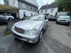 Silber Gebraucht 2005 Mercedes C220 Kombi | 2.950 €