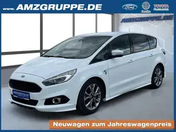 Silber Gebraucht 2018 Ford C-MAX Titanium Van / Kleinbus | 12.890 € (Guter Preis)
