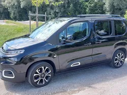 Schwarz Gebraucht 2019 Citroën Berlingo Shine Van / Kleinbus | 13.900 € (Fairer Preis)