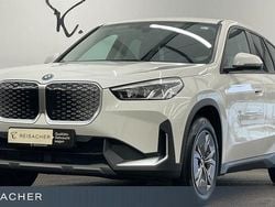 Weiß Gebraucht 2023 BMW iX1 Performance SUV | 39.540 € (Fairer Preis)