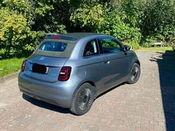 Grau Gebraucht 2022 Fiat 500e Icon Cabrio | 17.900 € (Superpreis)