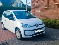 Weiß Gebraucht 2019 VW up! Kleinwagen | 5.499 € (Fairer Preis)