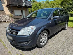 Blau Gebraucht 2008 Opel Astra Kombi | 2.999 € (Fairer Preis)