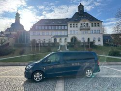 Blau Gebraucht 2018 Mercedes Vito Van / Kleinbus | 32.900 € (Etwas zu teuer)