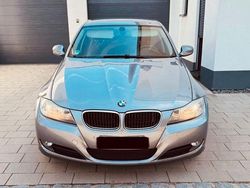 Silber Gebraucht 2009 BMW 318 Kombi | 5.199 € (Fairer Preis)