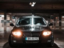 Schwarz Gebraucht 2007 BMW 335 Coupé | 13.500 € (Fairer Preis)