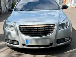 Grau Gebraucht 2011 Opel Insignia Limousine | 5.650 € (Superpreis)