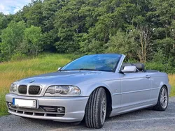 Silber Gebraucht 2002 BMW 330 Cabriolet Performance Cabrio | 14.950 € (Fairer Preis)