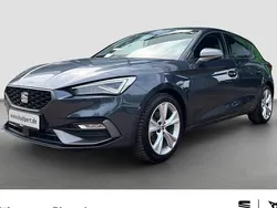 Grau Gebraucht 2024 Seat Leon FR Limousine | 25.000 € (Guter Preis)