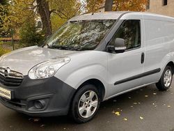 Silber Gebraucht 2015 Opel Combo Van / Kleinbus | 7.000 € (Fairer Preis)