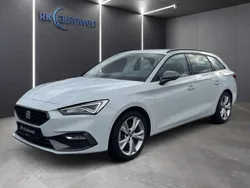 Weiss Gebraucht 2023 Seat Leon 4Drive Kombi | 30.900 € (Teuer)