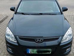 Schwarz Gebraucht 2008 Hyundai i30 Kleinwagen | 2.300 € (Fairer Preis)