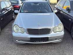 Silber Gebraucht 2003 Mercedes C220 Avantgarde Kombi | 1.500 € (Guter Preis)
