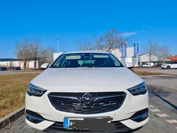 Weiß Gebraucht 2019 Opel Insignia Innovation Kombi | 12.800 € (Guter Preis)