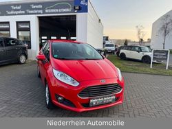 Rot Gebraucht 2016 Ford Fiesta Titanium Kleinwagen | 9.980 € (Etwas zu teuer)