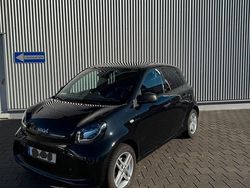 Schwarz Gebraucht 2021 Smart ForFour Electric Drive Kleinwagen | 10.400 € (Fairer Preis)