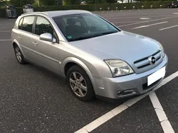 Silber Gebraucht 2003 Opel Signum Elegance Kombi | 1.850 € (Fairer Preis)