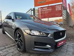 Grau Gebraucht 2019 Jaguar XE R-Sport Limousine | 18.990 € (Fairer Preis)