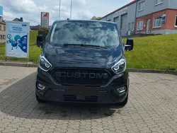 Schwarz Gebraucht 2021 Ford Tourneo Custom Titanium X Van / Kleinbus | 38.000 € (Fairer Preis)