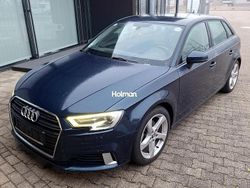 Blau Gebraucht 2017 Audi A3 Sport Limousine | 9.996 € (Guter Preis)