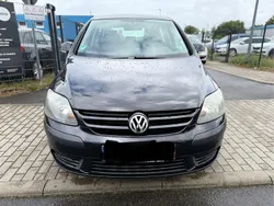 Schwarz Gebraucht 2005 VW Golf Plus Comfortline Van / Kleinbus | 2.499 € (Fairer Preis)