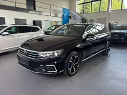 Deep black perleffekt Gebraucht 2021 VW Passat GTE Kombi | 24.990 € (Fairer Preis)