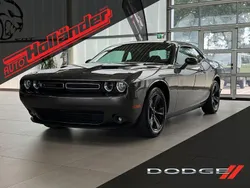 Grau Gebraucht 2023 Dodge Challenger SXT Coupé | 33.840 € (Fairer Preis)