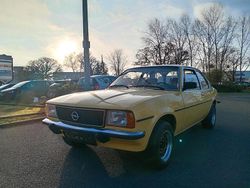 Gelb Gebraucht 1978 Opel Ascona Kleinwagen | 11.800 €