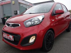 Rot Gebraucht 2014 Kia Picanto FIFA World Cup Edition Kleinwagen | 5.990 € (Fairer Preis)