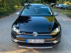 Schwarz Gebraucht 2017 VW Golf Alltrack Kombi | 10.500 € (Fairer Preis)