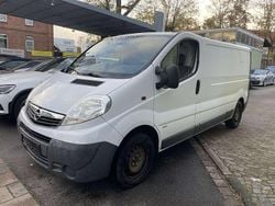 Casablancaweiss/glacier/ Gebraucht 2014 Opel Vivaro Van | 6.300 € (Guter Preis)