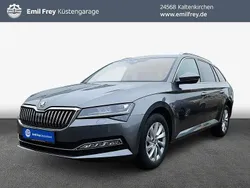 Grau Gebraucht 2024 Skoda Superb Style Kombi | 39.980 € (Etwas zu teuer)