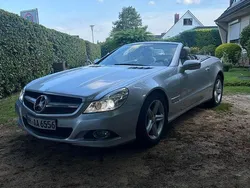 Silber Gebraucht 2011 Mercedes SL300 Cabrio | 28.000 €