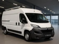 Weiß Gebraucht 2016 Citroën Jumper Van / Kleinbus | 17.000 €