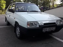 Skoda Favorit