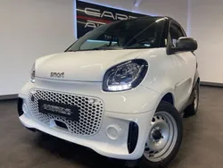Weiß Gebraucht 2021 Smart ForTwo Electric Drive Coupé | 8.999 € (Guter Preis)