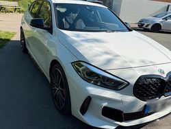Weiß Gebraucht 2021 BMW M135 M Sport Kleinwagen | 29.900 € (Guter Preis)