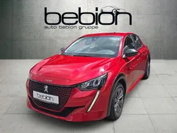 Rot Gebraucht 2022 Peugeot e-208 Active Kleinwagen | 16.980 € (Fairer Preis)