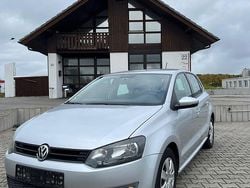 Silber Gebraucht 2010 VW Polo Kleinwagen | 2.900 € (Guter Preis)
