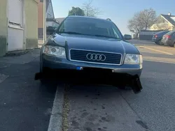 Grau Gebraucht 2004 Audi A6 Kombi | 2.700 € (Fairer Preis)