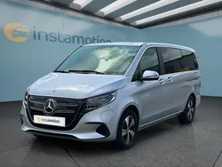 Silber Gebraucht 2024 Mercedes EQV300 Van / Kleinbus | 55.199 € (Teuer)