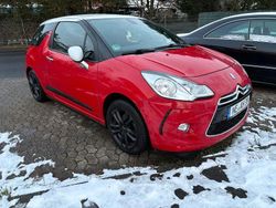 Schwarz Gebraucht 2011 Citroën DS3 Chic Kleinwagen | 2.999 € (Fairer Preis)