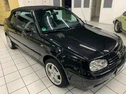 Schwarz metallic Gebraucht 1999 VW Golf Cabriolet Cabrio | 9.850 €