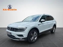 Silber Gebraucht 2018 VW Tiguan Allspace Highline SUV | 20.999 €